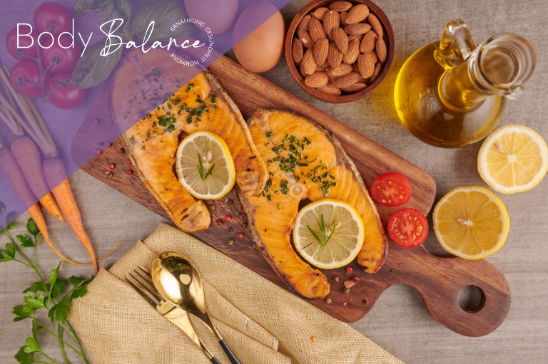 Lachs, Kurkuma, Beeren und Olivenöl – entzündungshemmende Ernährung